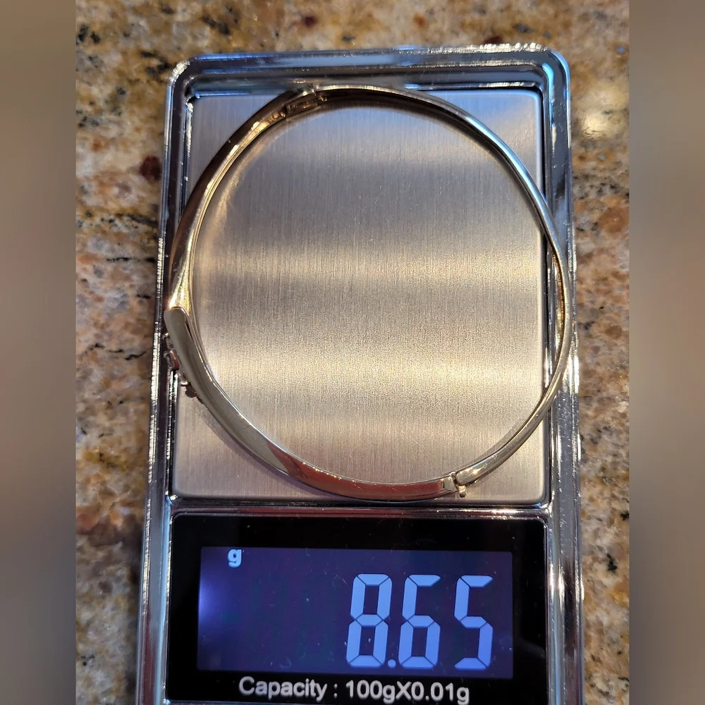 10k Yellow Gold Crossover Natural Diamond Bangle Bracelet. - Picture 4 of 6